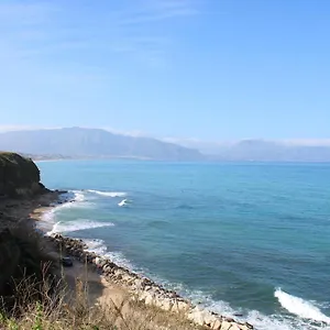 La Stanza Vicino Al Mare , Una Camera Da Letto E Bagno Con Balcone Vista Mare Appartamento